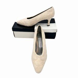 VINTAGE IVORY VALERIE STEVENS BEADED HEELS W/ BOX WEDDING FORMAL 8.5